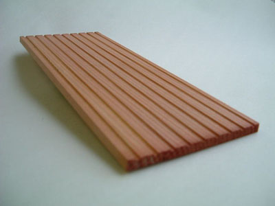 芯の溝をつける